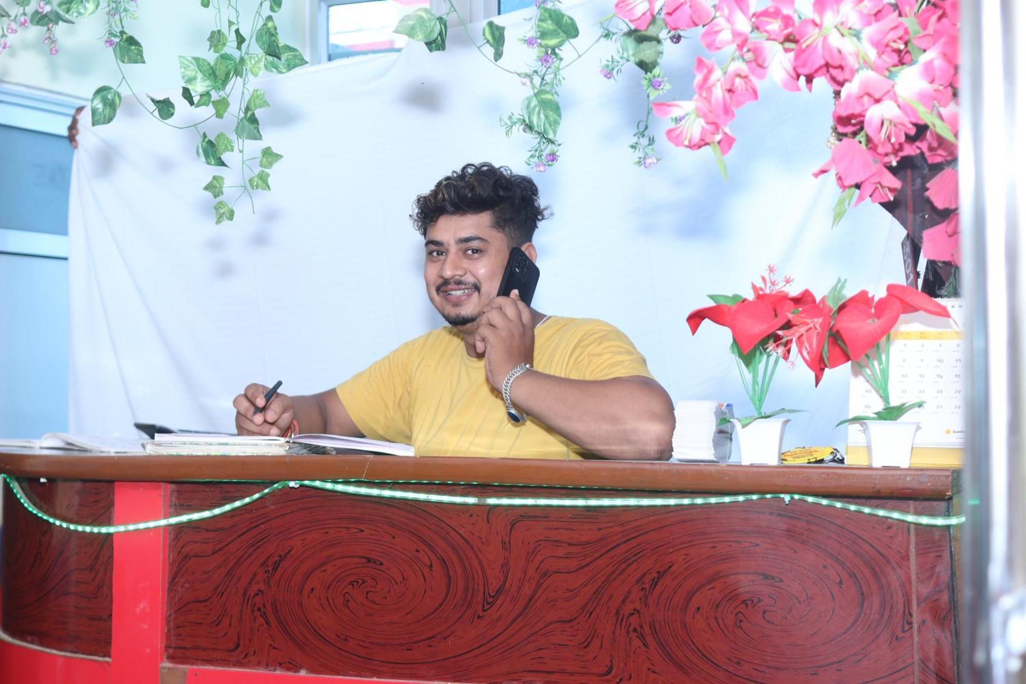 רומינדיי Punjabi Dhaba Lodge & Restaurant מראה חיצוני תמונה